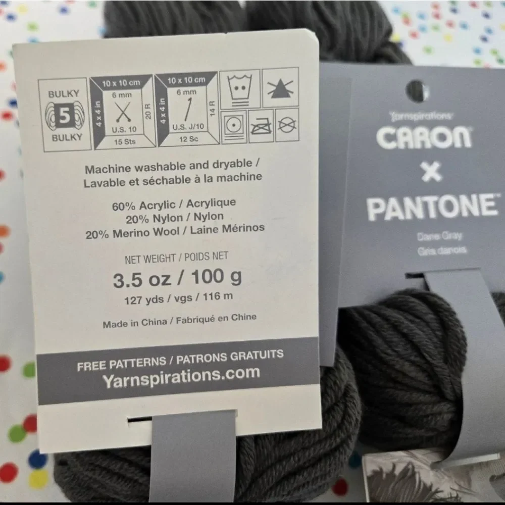 Carbon x Pantone Dane Gray Yarn 2 Hanks 1 Free
